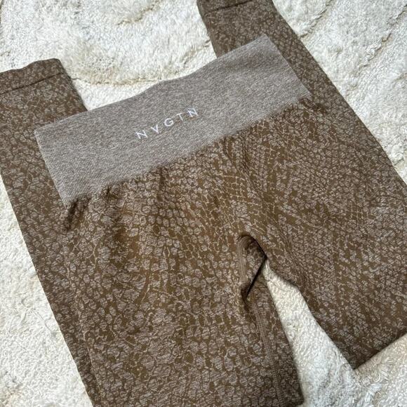 NVGTN Mocha Snakeskin Seamless Leggings - Picture 2 of 6